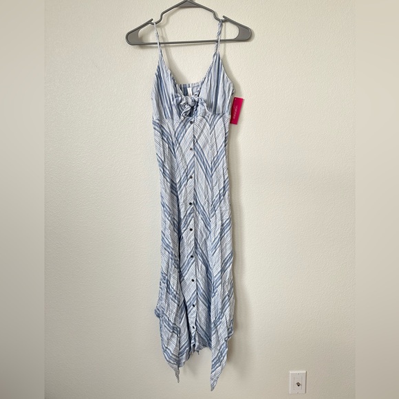 Stripped tight fairy styled midi dress - Picture 3 of 9